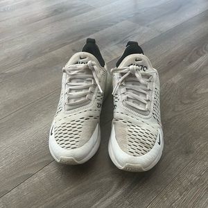 Nike Air Max 270 Women's Size 7
